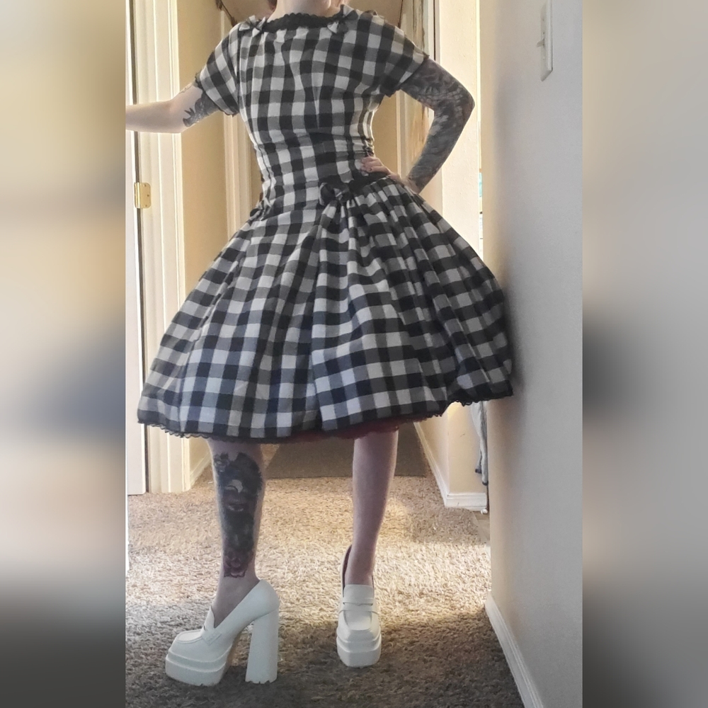 Vintage Gingham gown - Picture 2 of 12
